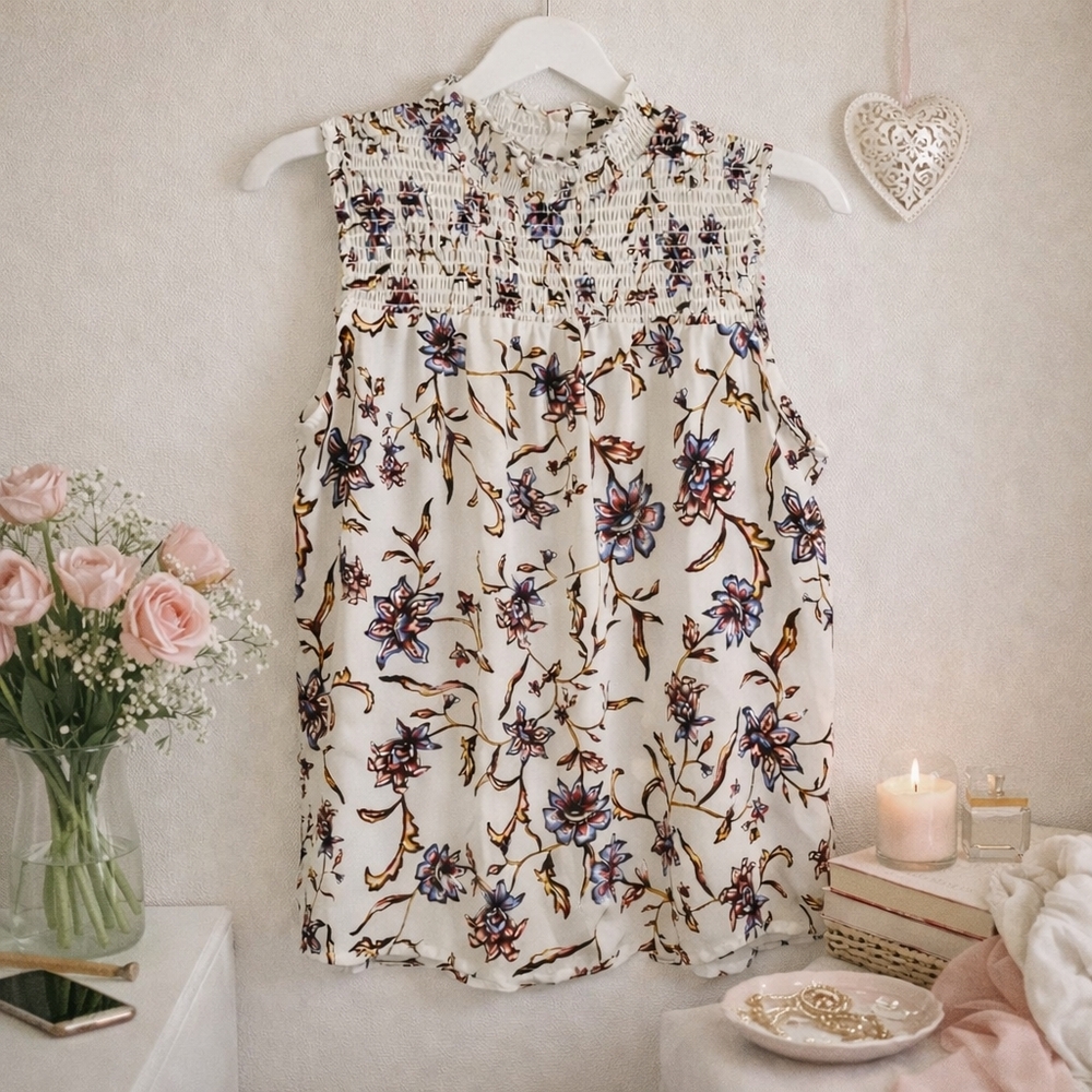 Finn & Grace Cream Floral Smocked Sleeveless Top S